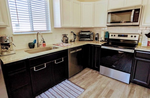 Grand Junction House | The Dairy Retreat: Private + New + Espresso + Pets