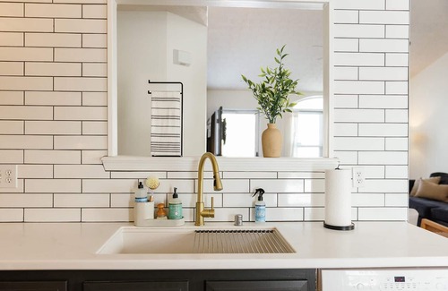 Georgetown House | "The Dawning House" - Peaceful Modern Stay w/Yard