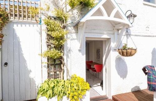 Ventnor Apartment | The Deck Studio