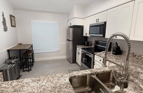 Chatham Park House | The Den! Private Pool and Pond Views, 5 Miles to Disney