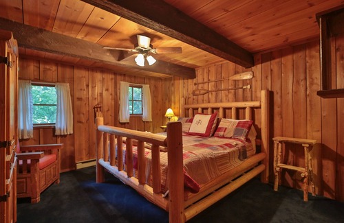 Leavenworth Cabin | The Dirtyface Mountain Lodge CUP#1596nRustic charm, minutes to Leavenworth, Pool