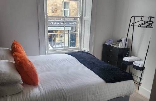 Amble Bed & Breakfast | The Dock Hotel
