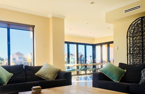Geographe House | The Dolphin House - Busselton
