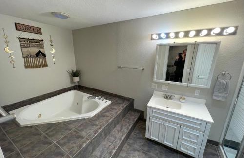 Chickasha House | The Drover House by USAO in Chickasha, Fenced Yard, King Bed, Smart TV, High Speed WIFI & Covered Parking