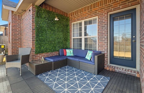 Bentonville House | The Duke-2 Blocks to MTB Trailhead-2 Mi to DT