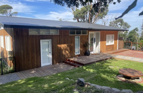 Lake Tyers Beach House | The Dunes *Beachfront* Lake Tyers Beach