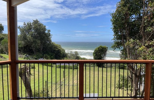 Lake Tyers Beach House | The Dunes - Couples *Beachfront*