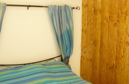 Barjols Cottage | The Ecological Mazet of the Garden of Wonder