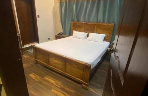Karachi Hotel | The Elet - Business Hotel