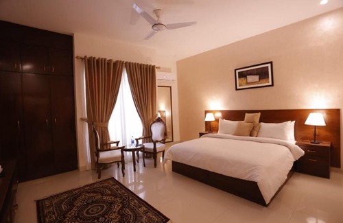 Clifton Hotel | The Elet Signature Boutique Hotel