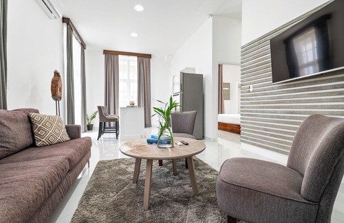 Placencia Apartment | The Ellysian Apartments