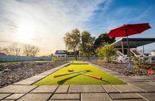 Chandler House | The Epic Resort an Acre of Fun for Everyone