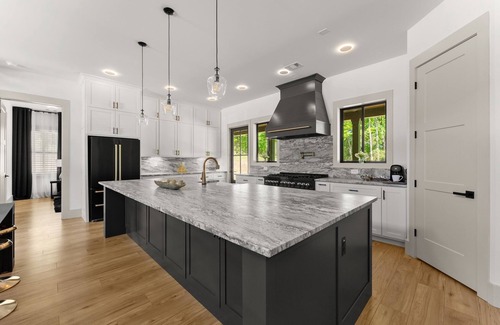 Braselton House | The Estate, King Beds, near Chateau Elan and Road Atlanta, lake Lanier