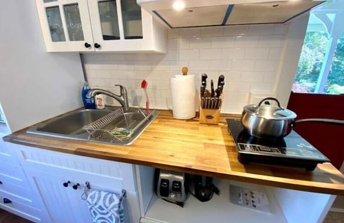 Huntsville House | The Farm on Old North Roadn200 Consecutive 5-star Reviews on Airbnb