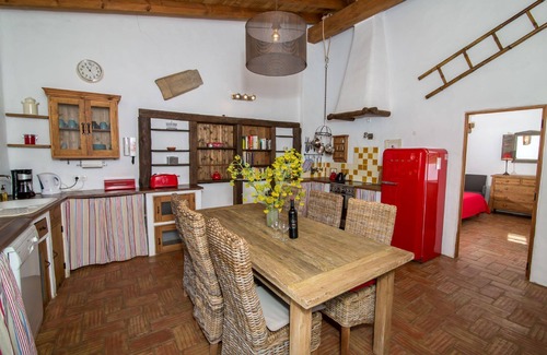 Aljezur House | The Figos - sleeps up to 9