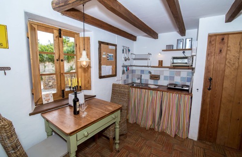 Aljezur House | The Figos - sleeps up to 9