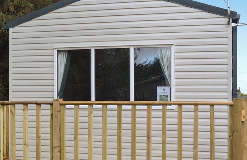 Forres Cottage | The Finch offers a comfortable space for 4 guests.