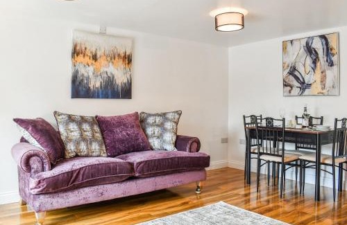 Bishopswood House | The Firs Lodge