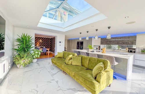 Frampton House | The Firs Luxury Home