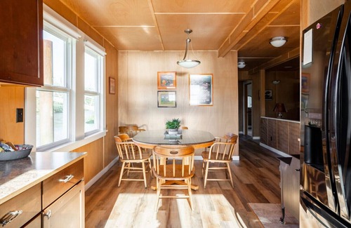 Astoria Boat Rental | The Float House at Jack Creek