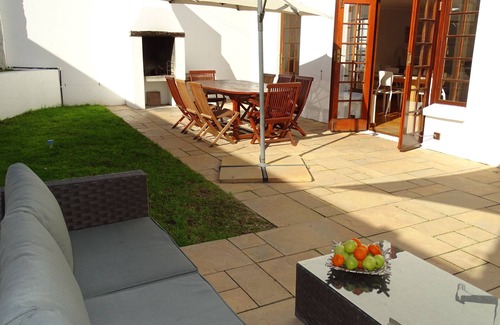Hout Bay Villa | The Gables Hout Bay , central & safe in Hout Bay with pool , sleeps 6 to 11