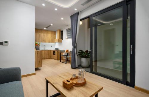 Ba Dinh Hotel | The Galaxy Home Doi Can Hotel and Apartment