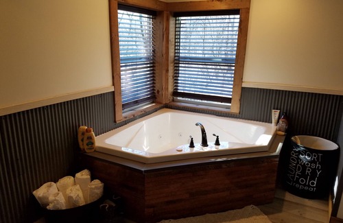 Elm House | The Garage B & B -Lititz