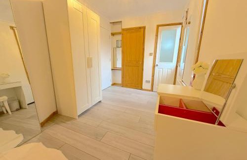 Wallington House | The Garden Gate Cabin