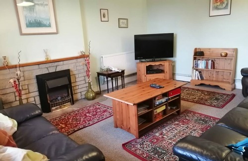 Biggar Cottage | The Gardener's House, Carmichael Country Cottages, near Biggar. Pets welcome.
