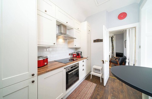 Dundee Ski Chalet | The Gate Lodge - Modern & Period, Combined