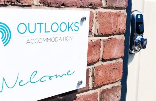 Chester Apartment | The Gathering Chester 3 Sleeps 14 Very Close to City Centre