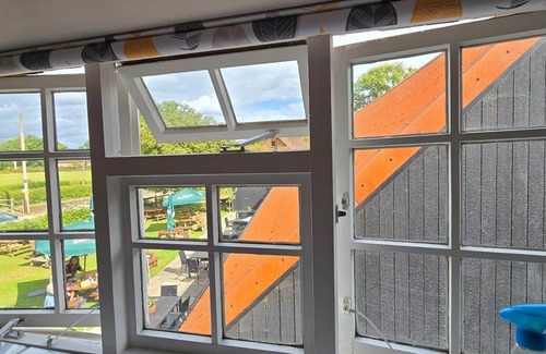 Shipley Apartment | The George & Dragon Pub - The Apartment