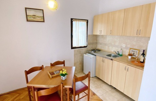 Velji Vinogradi Apartment | The Gigović family wishes you a warm welcome