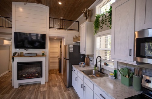 Tracy City Cabin | The Good Old Days at The Retreat at Deer Lick Falls Phase II