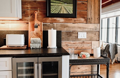 Suttons Bay House | The Granary BB at NorthFarm! 3-bedroom house with AC, WiFi, 3miles from Leland!