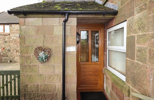 Rushton Spencer Cottage | THE GRANARY, family friendly, character holiday cottage in Biddulph