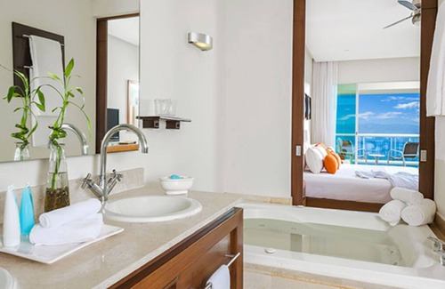 Las Jarretaderas Resort | The Grand Mayan one bedroom Suite