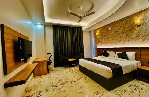 Greater Noida Hotel | The Grand Oasis Hotel & Resort I Near India Expo Mart