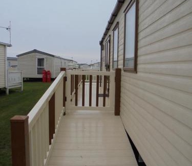 Ingoldmells House | The Grange Ingoldmells: Elan 6 berth, Central Heated, Wrap Around Decking