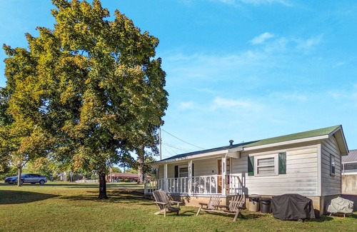 Mountain View Cottage | The Granny Cottage ~ on Main Street