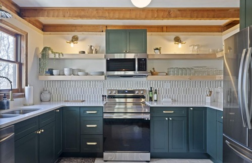 Big Canoe Cabin | The Graystone Lodge in Big Canoe