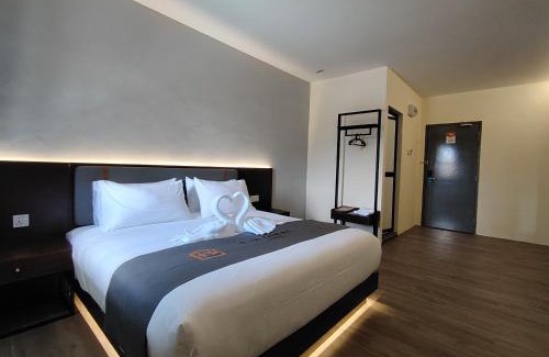 Bota Hotel | The Great Hotel Sri Iskandar