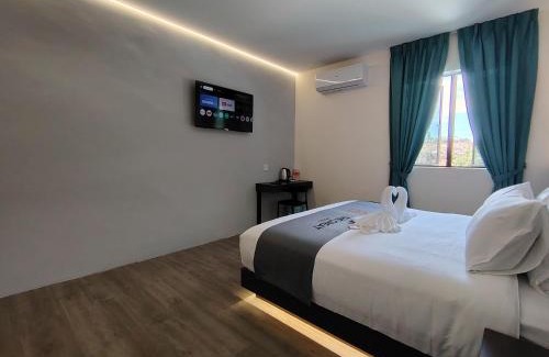 Bota Hotel | The Great Hotel Sri Iskandar