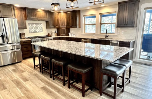 Cascade House | The Great Outdoors - Fantastic home - Lake Cascade - Game room - A/C - Lots of parking