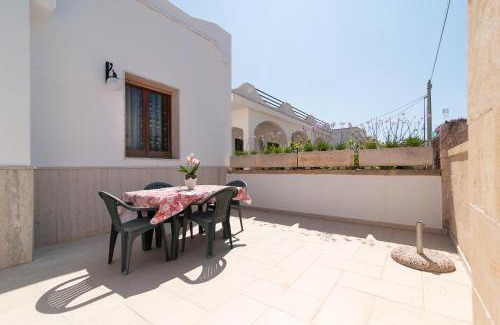 Torre San Giovanni Apartment | The green sea small house