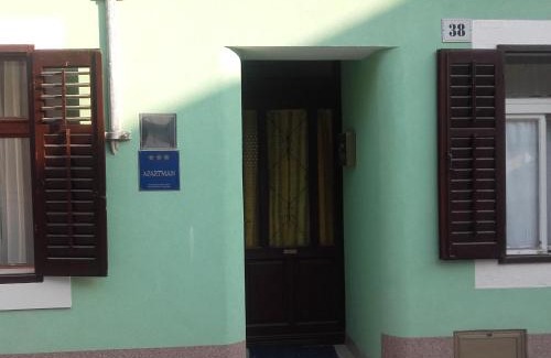 Novigrad Apartment | The Green house - 20m from the beach