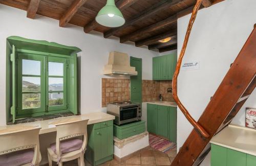 Adamas Apartment | The Green House