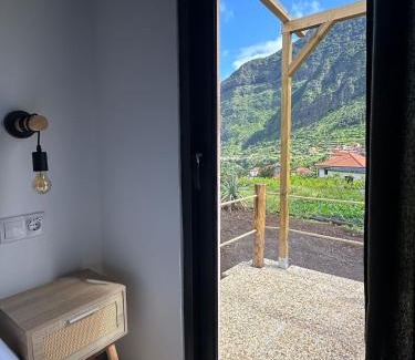 Sao Vicente Ski Chalet | The Green Valley House II