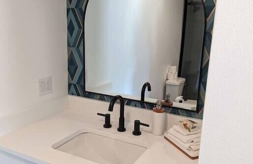 Munising Hotel | The Greenland Motel - Room No.3