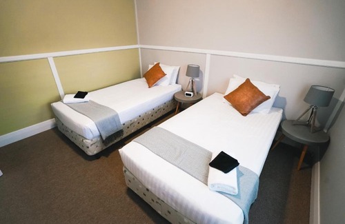 Hamilton Hotel | The Greenroof